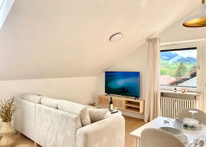 Butler Alpspitz Kueche Parken Balkon نيسيلفانج